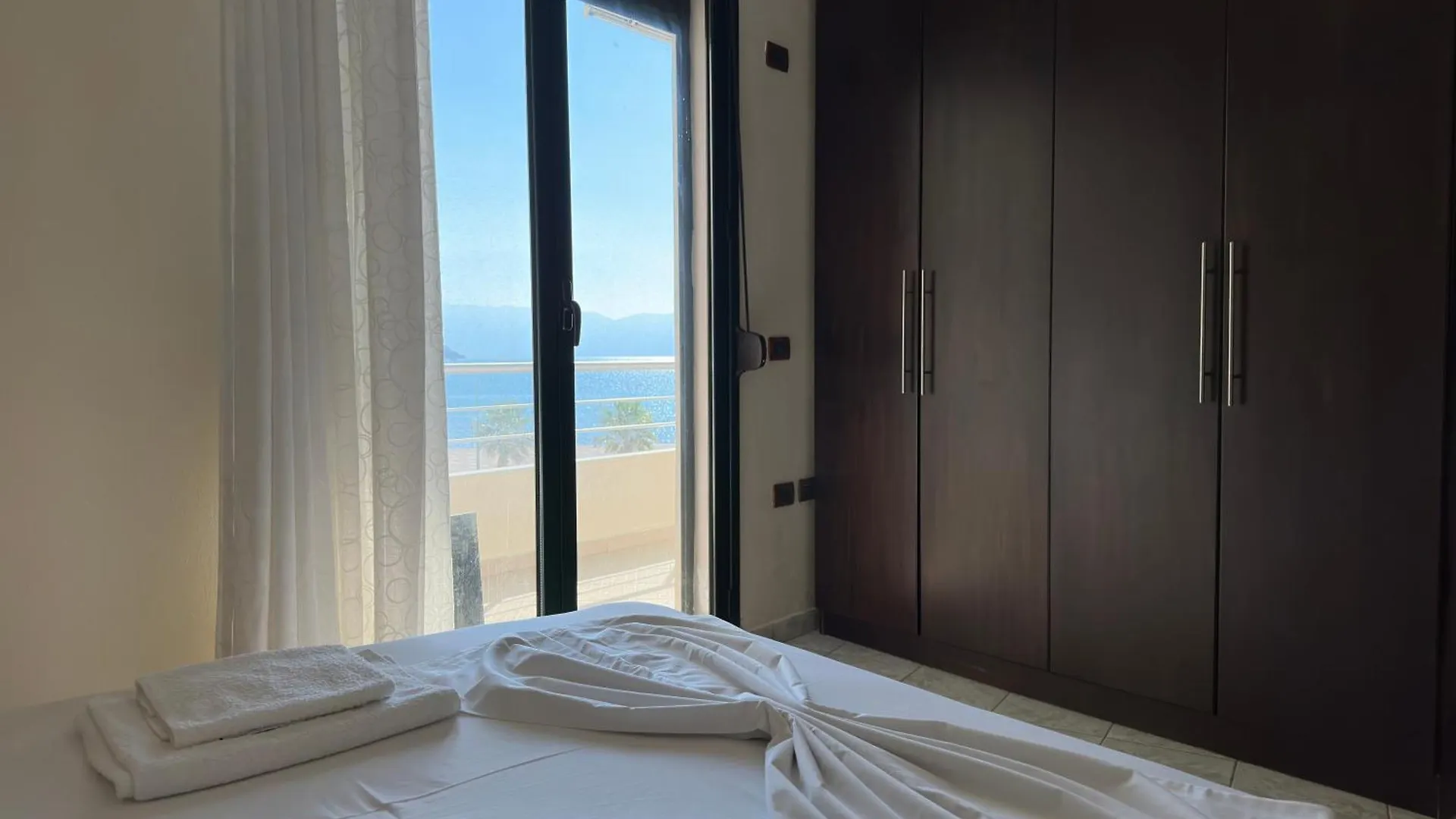 Jico Travel - Coli Apartment Vlore